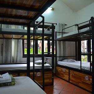 Dormitory Room Mixed